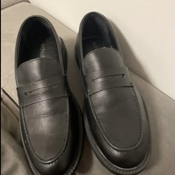 Klassikalised meeste loaferid