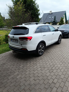 Kia sorento (5 foto / 5)