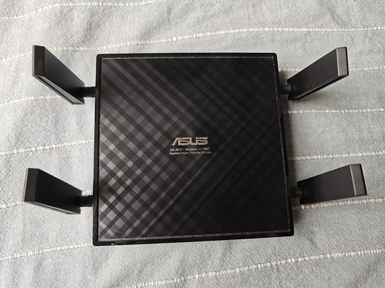 ASUS EA-AC87 Wireless-AC1800 Gigabit Access Point