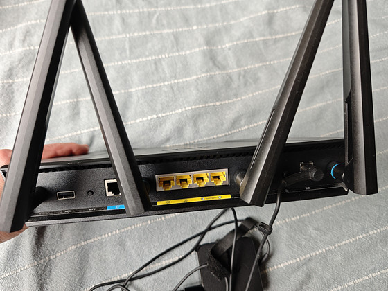 WiFi ruuter ASUS RT-AC87U (AC2400 Dual-Band Gigabit)