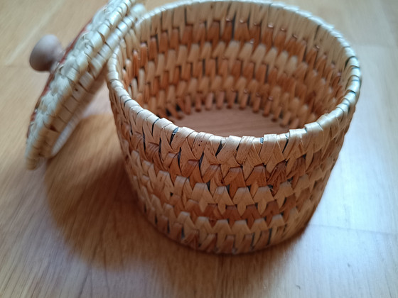 Плетёные корзины из ивовых прутьев