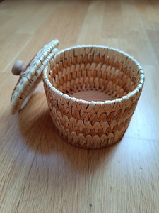 Плетёные корзины из ивовых прутьев (2 фото из 10)