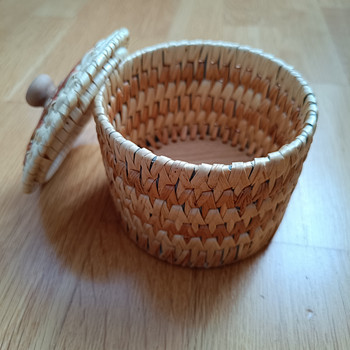 Плетёные корзины из ивовых прутьев