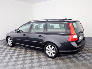 Volvo V70 Summum Facelift ATM 1.6 D4 84kW (4 фото из 8)
