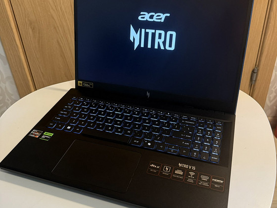 Acer Nitro V 15, Ryzen 7, 16 ГБ, NVIDIA GeForce RTX 4060