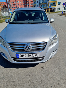 Volkswagen Tiguan 2.0 125 кВт (1 фото из 10)