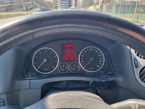 Volkswagen Tiguan 2.0 125 кВт (5 фото из 10)