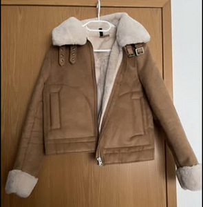 Курточка женская H&M (2 фото из 2)