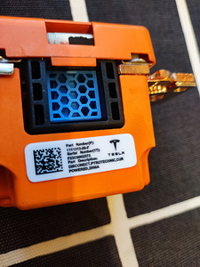 Tesla model x,s High Voltage Pyrofuse,kõrgepinge aku kaitse. (2 foto / 5)