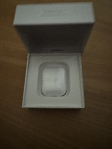 Airpods 2 (4 фото из 5)