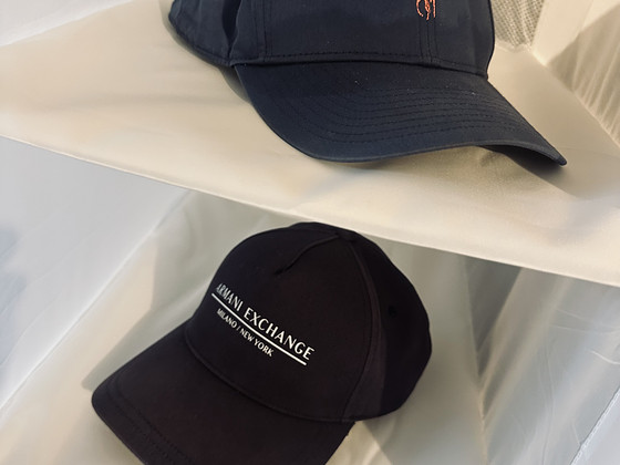 Шапки Polo & A/X — в хорошем состоянии!