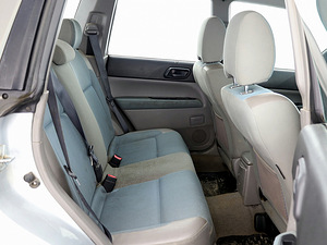 Subaru Forester Comfort AWD 2.0 92kW (7 фото из 7)