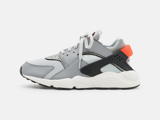 Tossud Nike Air Huarache, suurus 42.5