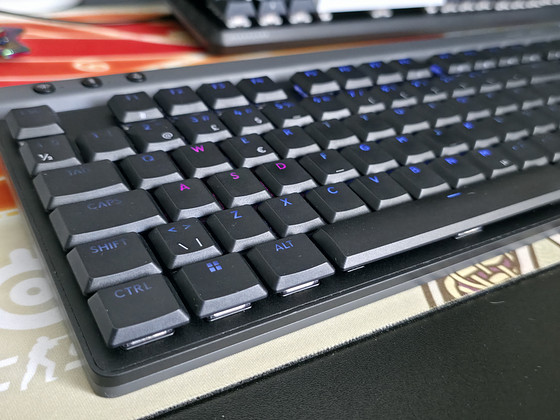 Logitech g515 TKL Lightspeed Linear