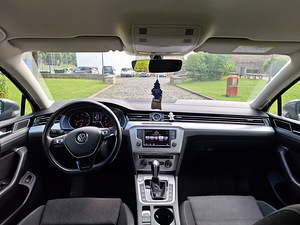 VW Passat (6 foto / 10)