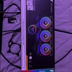 Кулер для процессора Thermaltake Floe DX RGB 360 TT Premium (4 фото из 7)