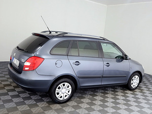 Skoda Fabia Comfortline 1.2 51kW (3 фото из 7)