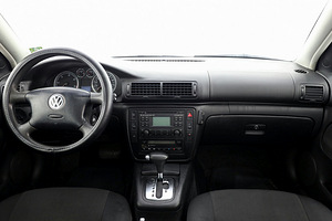 Volkswagen Passat Comfortline ATM 1.9 TDI 74kW (5 фото из 7)