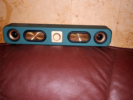 Kõlar 2+2 Bass ja kõrged koos raadioga. 2× 5w. USB uus paken