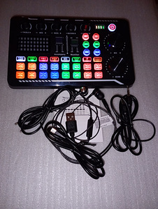 Professionaalne helitehnika mixer koos lisadega (1 фото из 3)