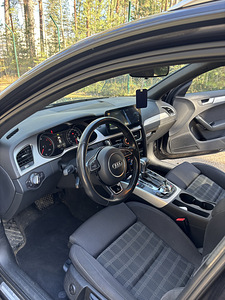 Audi A4 2.0 140 кВт (6 фото из 7)