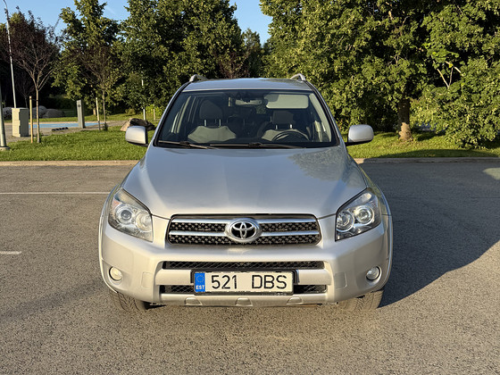 Müüa Toyota RAV4