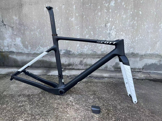Müüa Carbon Gravel raam L-suurus (56 cm)