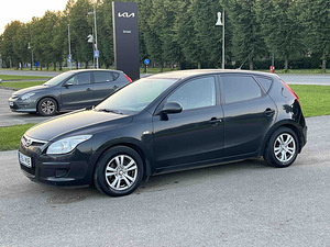 HYUNDAI I 30 (1 foto / 11)