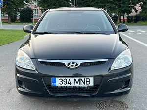 HYUNDAI I 30 (2 foto / 11)