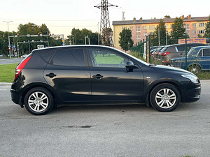 HYUNDAI I 30 (5 foto / 11)