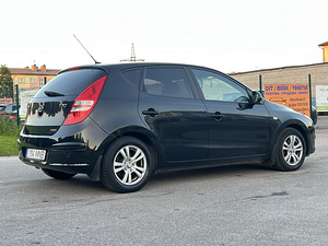 HYUNDAI I 30 (7 foto / 11)