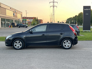 HYUNDAI I 30 (4 foto / 11)
