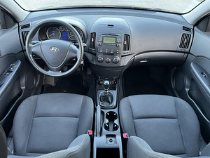 HYUNDAI I 30 (9 foto / 11)