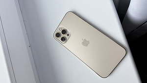 iPhone 12 Pro Max 128gb (2 фото из 3)