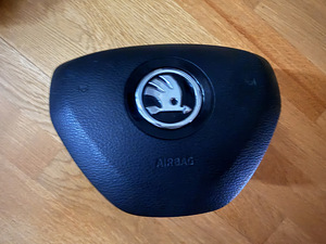 Skoda kuni 2019-2020 rooli airbag (1 foto / 2)