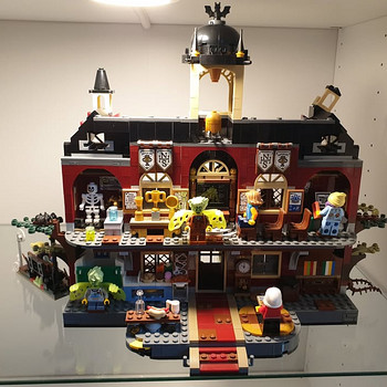 LEGO HIDDEN SIDE 70425: Newbury Haunted High School