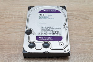 3.5" Western Digital WD Purple 4 TB, SATA III, (1 foto / 1)