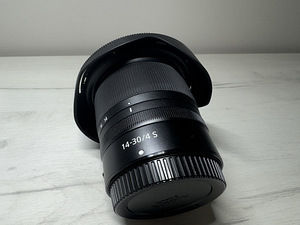 Nikon Nikkor Z14-30F4 (2 фото из 3)