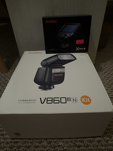 Вспышка Godox V860III для Nikon (1 фото из 1)