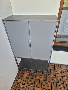 Металлический шкаф IKEA TULLSTORP размером примерно 73 × 35 (2 фото из 9)