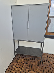 Металлический шкаф IKEA TULLSTORP размером примерно 73 × 35 (7 фото из 9)
