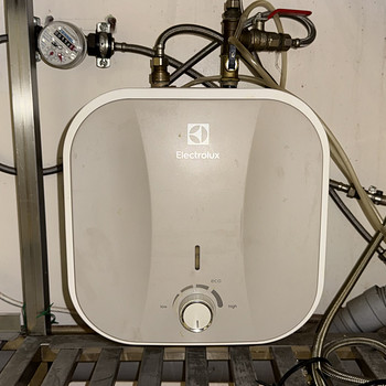 Бойлер Electrolux EWH 10 Q-bic U EU