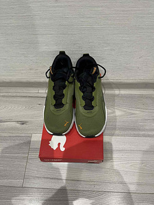 Кроссовки Puma (2 фото из 3)
