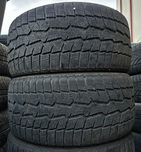 R19 rehvid 255 40 19 toyo 6mm 2tk (1 foto / 1)