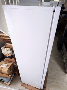 БЕСПЛАТНО Холодильник Beko RCSA270K30W — термостат требует ремонта (3 фото из 6)