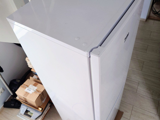 TASUTA Külmkapp Beko RCSA270K30W - termostaat vajab remonti
