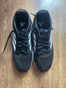 Adidas tossud (1 foto / 3)