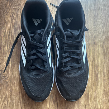 Кроссовки Adidas