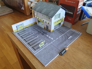 Новая диорама MoreArt 1:64 Garage с подсветкой (2 фото из 9)