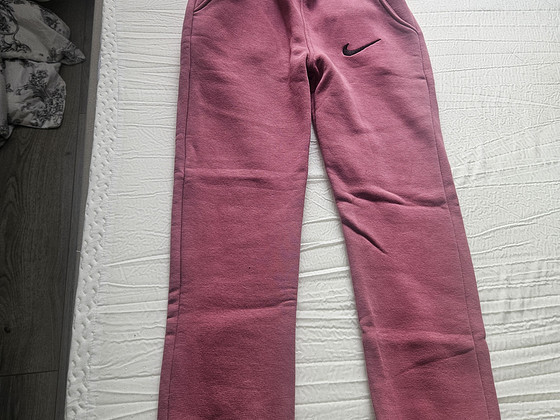 NIKE püksid, s. 146 cm